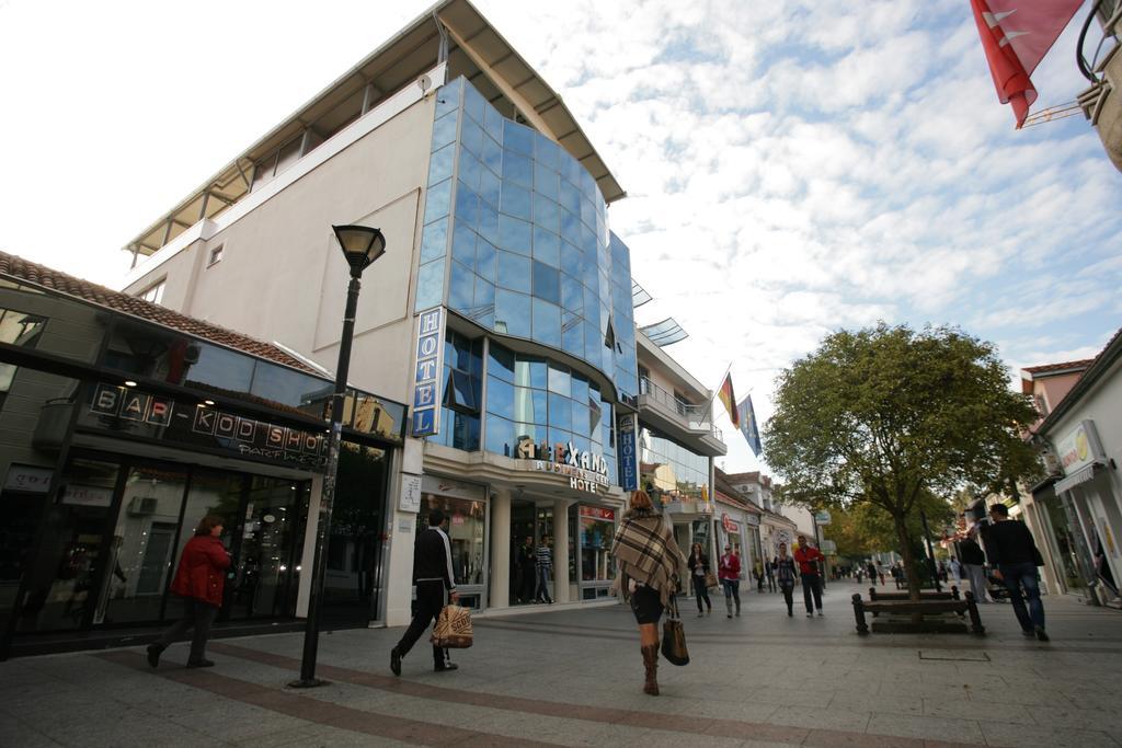 Hotel Alexandar Lux Podgorica Exterior photo